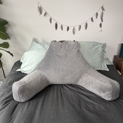 Linenspa XL Gray Reading Pillow Like New