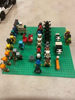 Lego minifigs