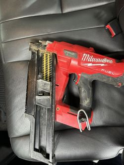 Milwaukee Tools And Batteries
