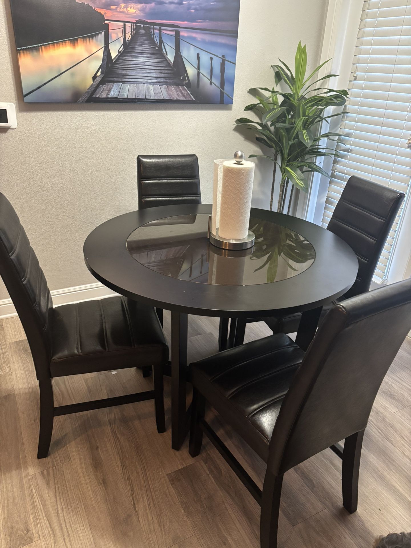 Round Dining Room Table Set