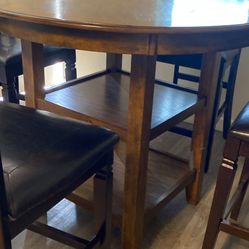 Counter – Height Dining Set -  4 Chairs