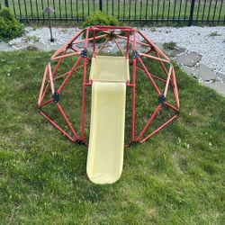 Climbing Dome with slide