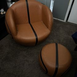 2-piece chair and ottoman
