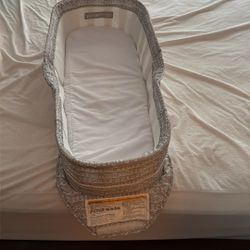 Bed Bassinet & newborn bath