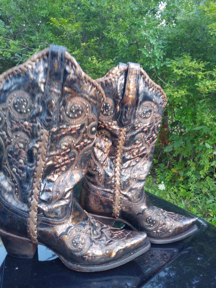 Gorgeous Cowboy Boots 