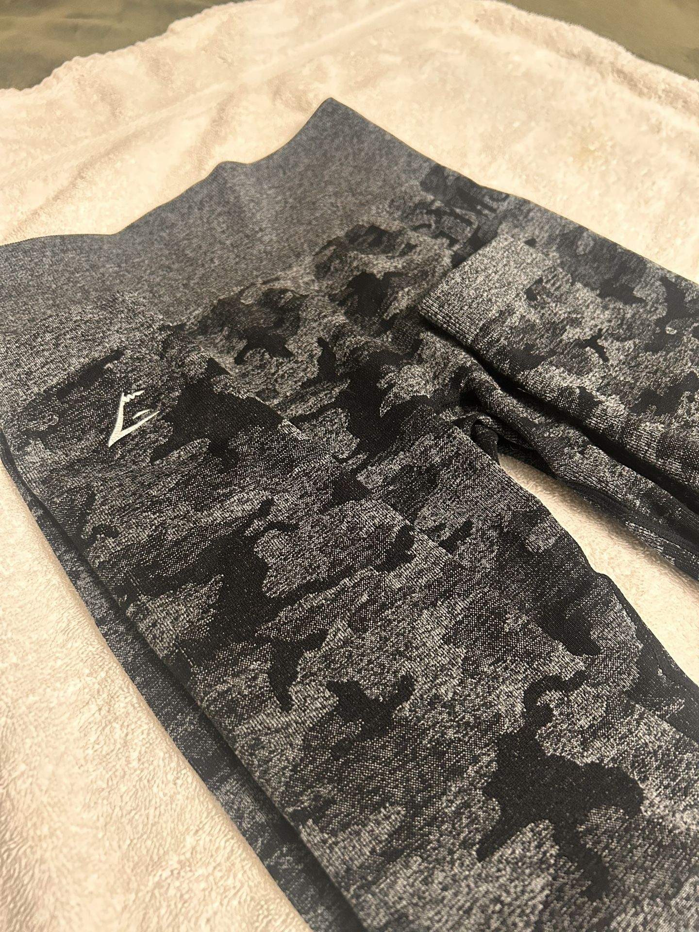 Black Camo Gymshark Highwaisted Leggings