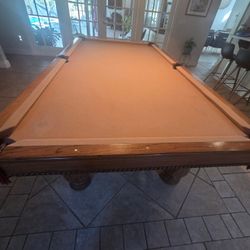 ❤️❤️❤️GORGEOUS 9FT POOL TABLE & OVERHEAD LIGHT❤️❤️❤️