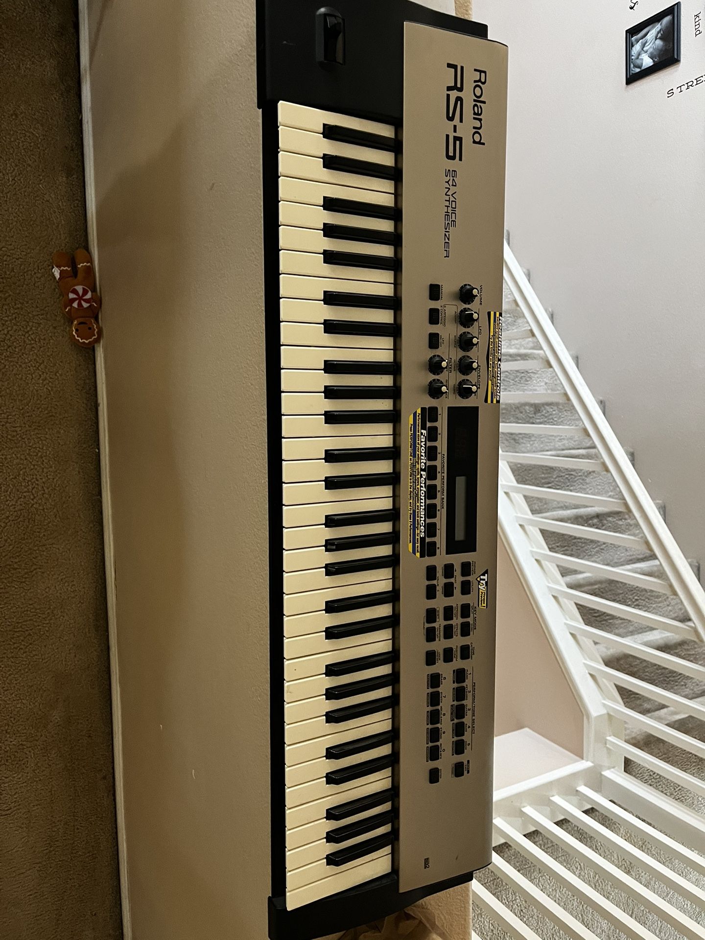 Roland RS5 Synthesizer Keyboard