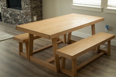 Dining Room Table and 2 Benches