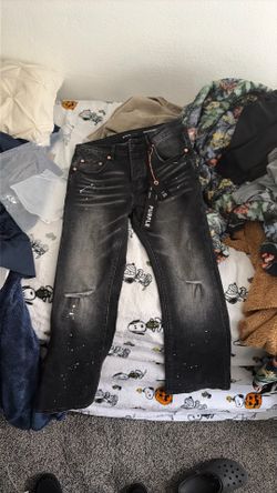 120$ Men’s SIZE 30 DESIGNER PURPLE FLARED JEANS BLACK/ WHITE COLORWAY w paint splatter