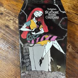 Nightmare Before Christmas Sally Jewlery Box With Windup Music Box and Pin Set $70 Obo 