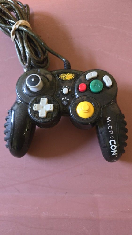 Madcatz Nintendo GameCube Microcon Controller for Sale in Phoenix, AZ ...