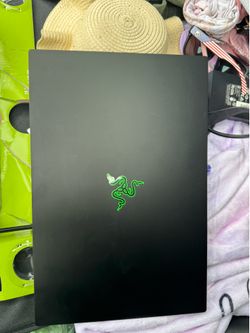 Razor gaming lap top
