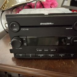06 Mustang Stereo