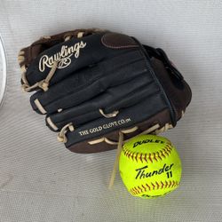 Rawlings Glove With Ball 