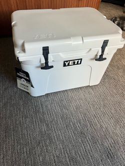 Yeti Tundra 35 Cooler
