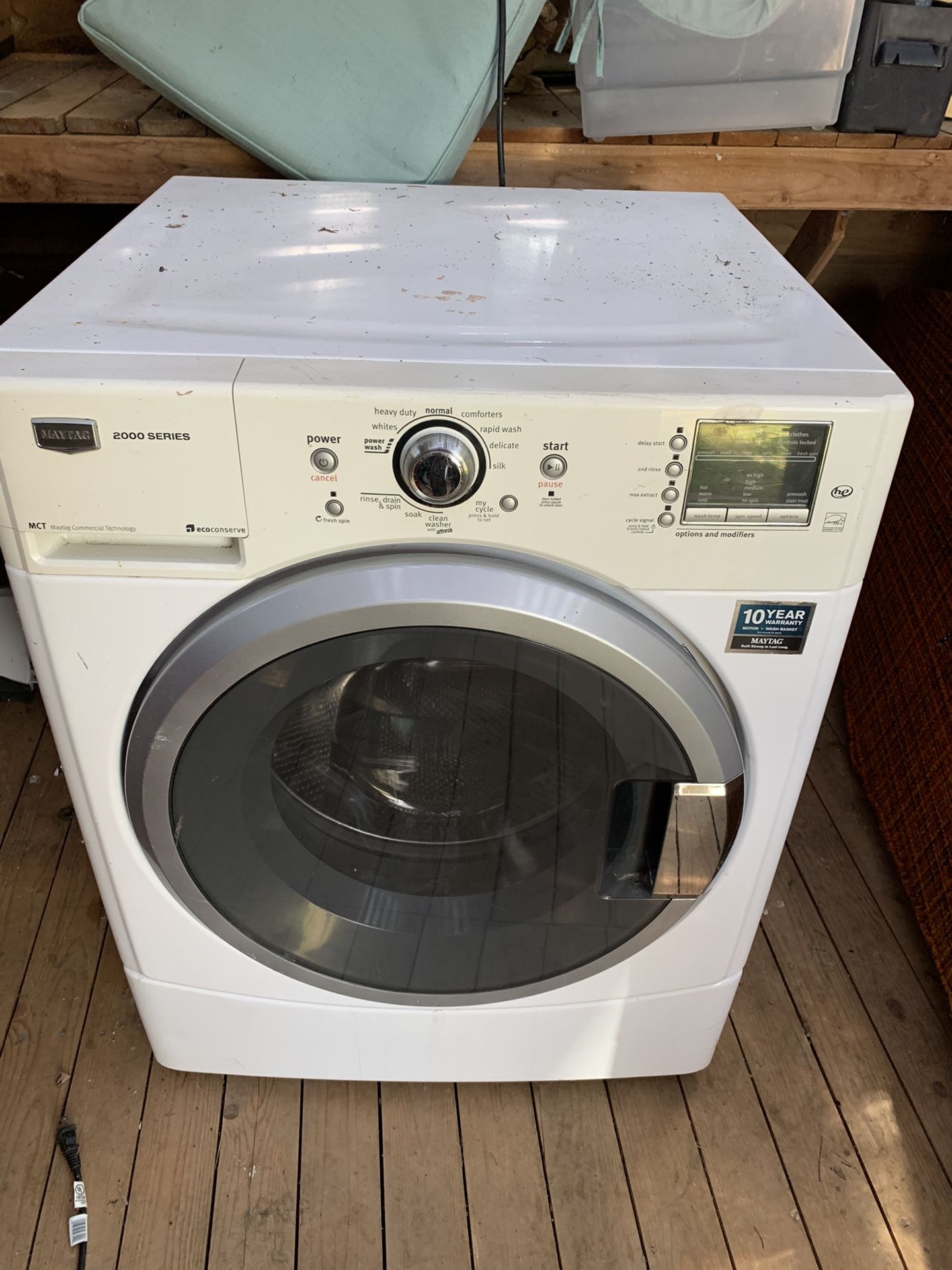 Pending Maytag 2000 series front loading washing machine for Sale in