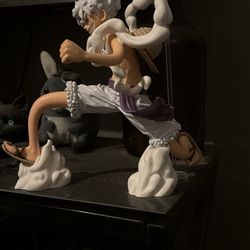 Grandista Gear 5 Luffy Figure 