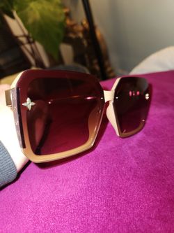 LV Glasses