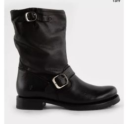 New In Box Frye Veronica Short Boots Size 6