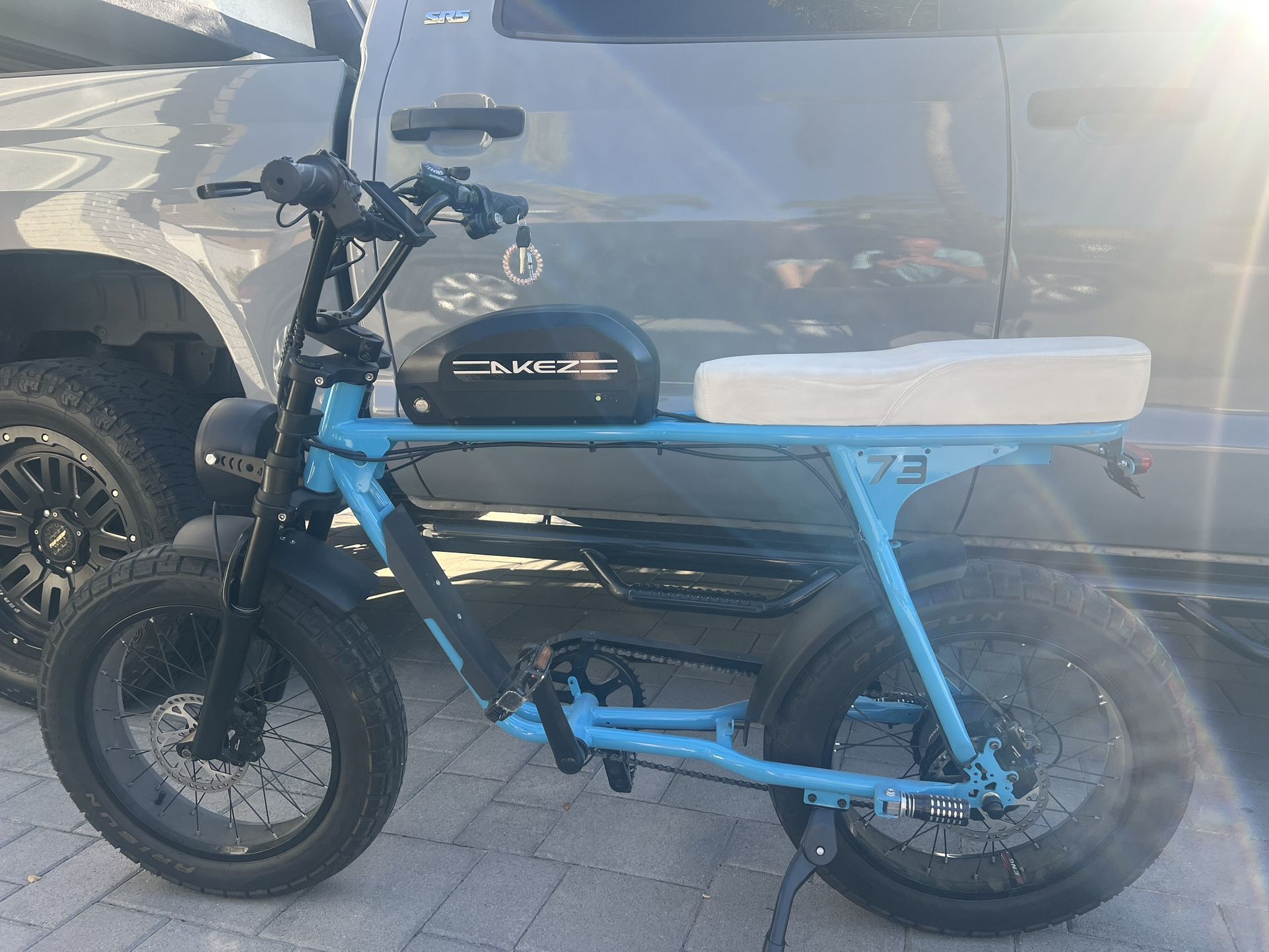 Memorial Sell!! E-Bike Almost Brand New 2024