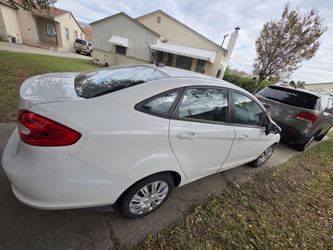 2013 Ford Fiesta