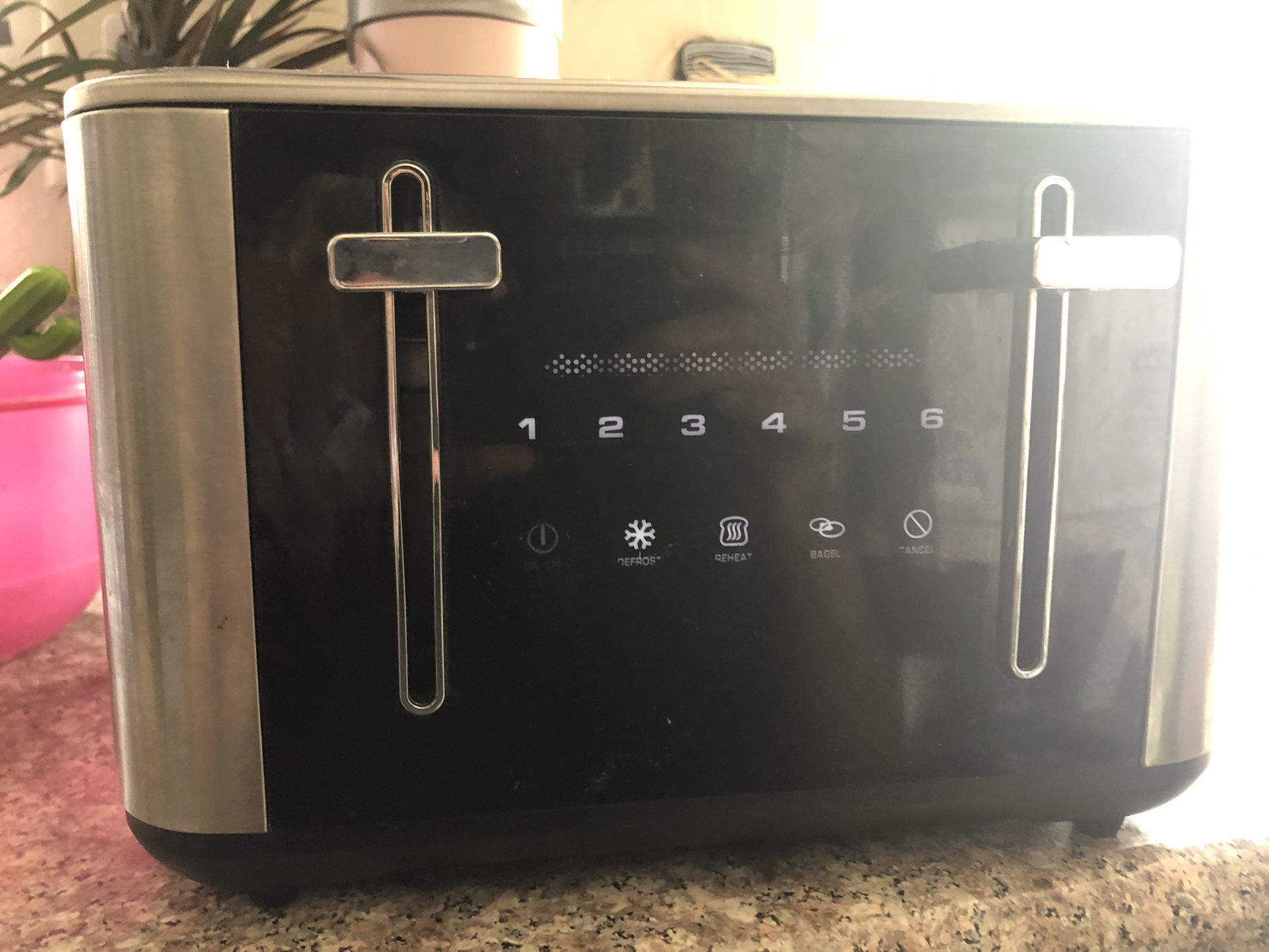 Farberware Touchscreen 4-Slice Toaster