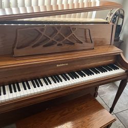 1996 Baldwin Acrosonic Piano 