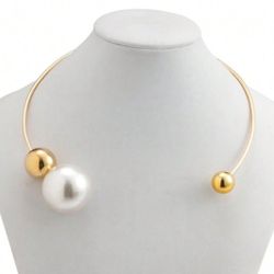 Gold Hard Necklace W Large Faux Pearl