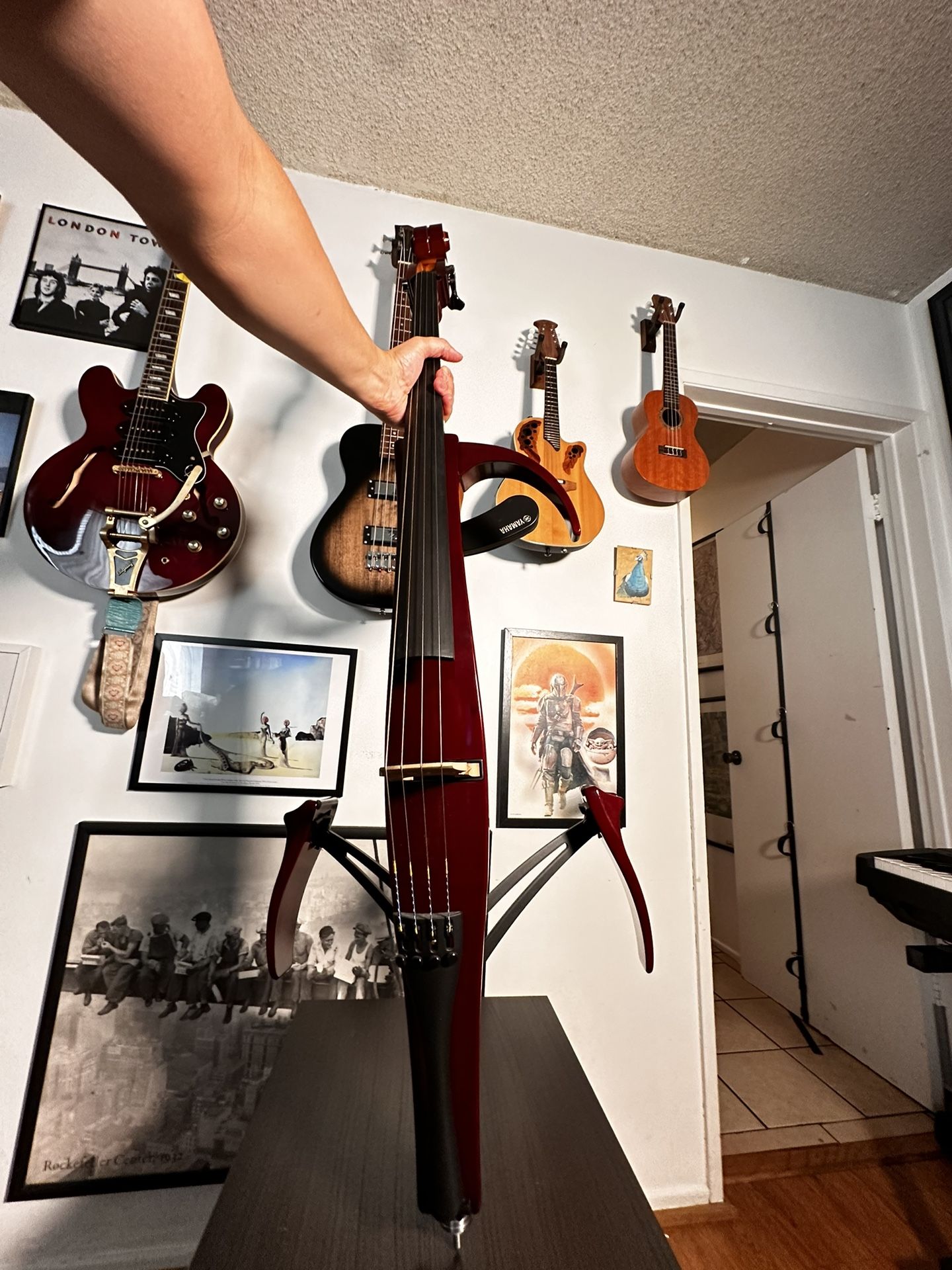 Yamaha Silent Cello SVC-210SK Electric Cello - Brown
