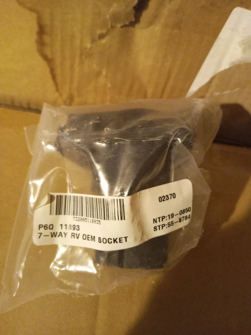 7-way Rv Oem Socket