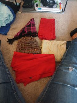 Scarves, beanie
