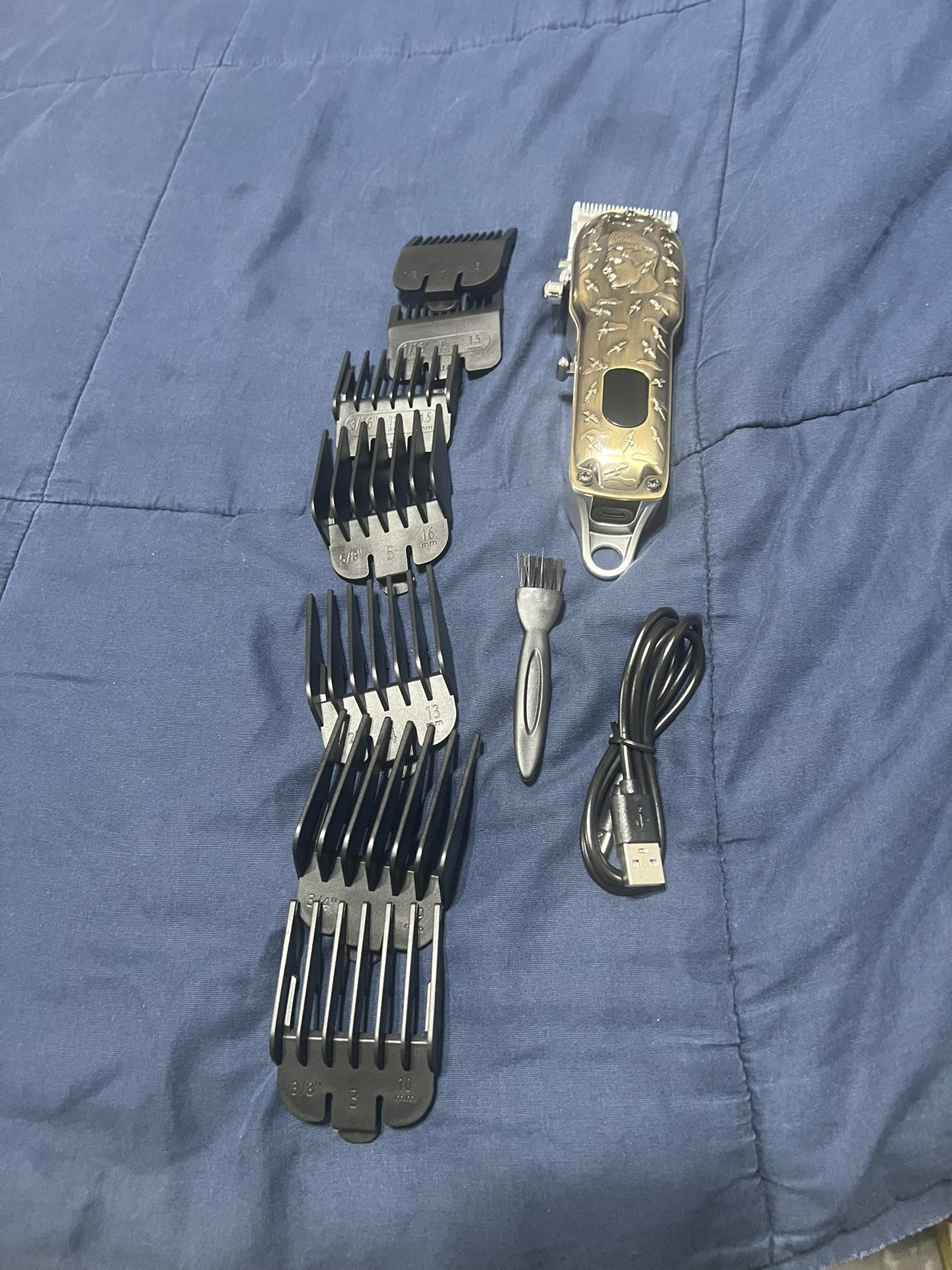 🔪✂️💈 Vintage Gold Cordless Hair Clipper – Great Condition + Guards & Charger