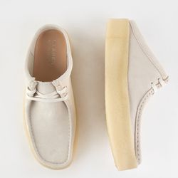 Wallabee Cup Lo- Suede Off-White  M Size 12 - BRAND NEW