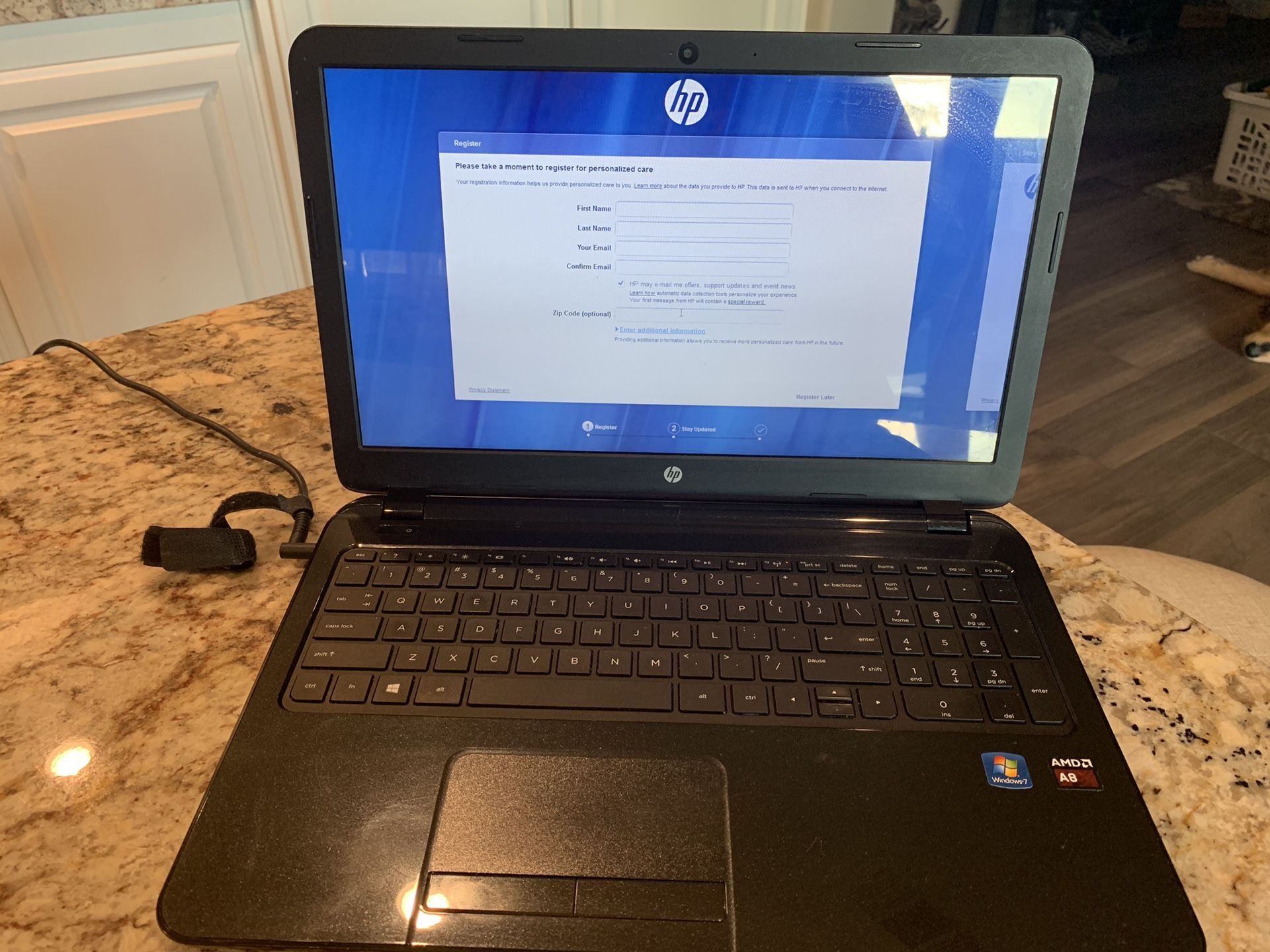 HP 15-g063nr Laptop