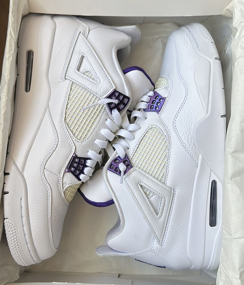 Jordan 4 Retro “Purple Metallic” size 12