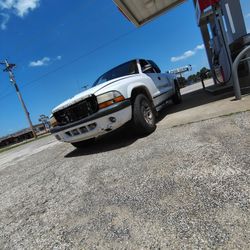 2004 Dodge Dakota