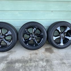 20” OEM Jeep Wheels and Tires, 20x8.5 +50mm Offset