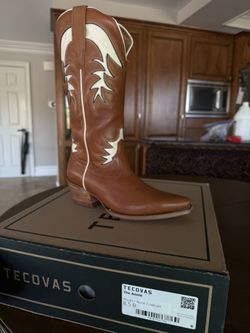 Tecovas Pecan/Bone Cowhide NEW
