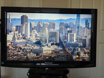 32 inches  Panasonic Viera TV (720P) with remote control