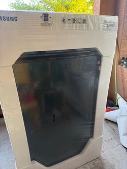 Samsung Top Load Washer – Navy, New in Box