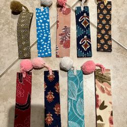 [HANDMADE IN INDIA] 9x Fabric Bookmarks
