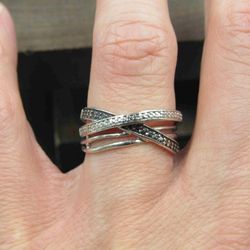 Size 6.75 Sterling Silver Clear And Black Diamond Weaving Band Ring