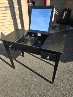 Black Flip Top Vanity Makeup Table