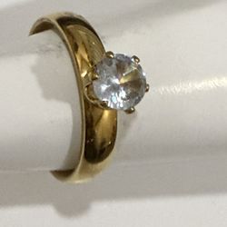 Gold Stainless Steel Ring Men Women Wedding Band Size 8, 9.5 & 10.5 please choose your size  19
