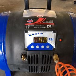 Air Compressor Digital Display OPEN BOX NEW