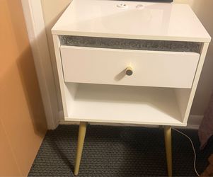 Night stand