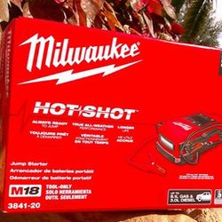 Milwaukee jump box