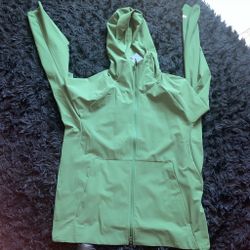 BRAND NEW LULULEMON HOODIE WITH TAGS