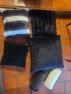 Set of 6 pillows including 1 very large $35 total